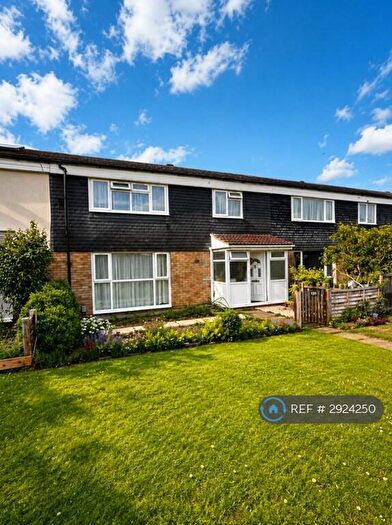 3 Bedroom Terraced House To Rent In Jessop Road, Stevenage, SG1