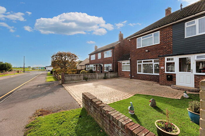 3 Bedroom Semi Detached House For Sale In Kreswell Grove, Harwich, CO12