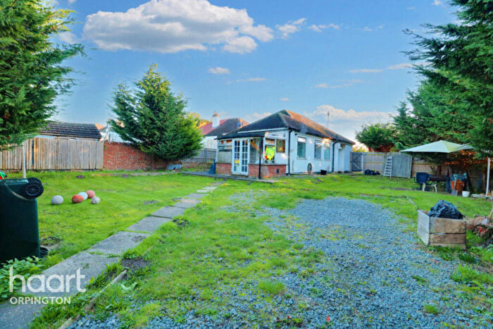 3 Bedroom Bungalow For Sale In Chalk Pit Avenue, Orpington, BR5