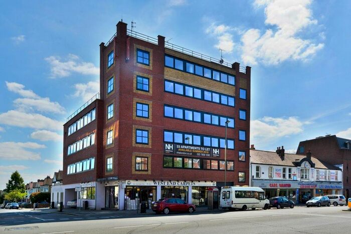 1 Bedroom Flat To Rent In Vinny Court, High Road N12