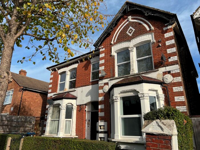 1 Bedroom Flat To Rent In Whitworth Road, London, SE25