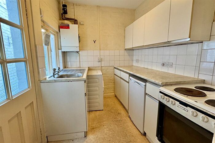 3 Bedroom Terraced House For Sale In Deanery Place, Church Street, Godalming, GU7