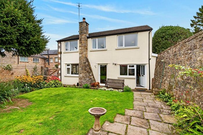 4 Bedroom Detached House For Sale In Post Horse Lane, Hornby, Lancaster, LA2