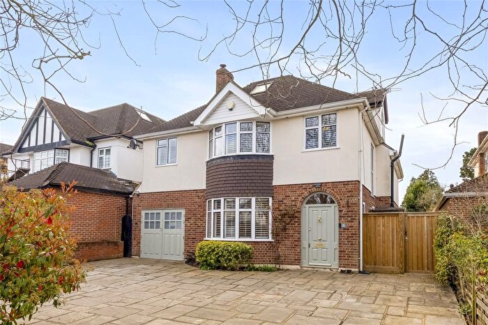 6 Bedroom Detached House For Sale In Lindsay Drive, Shepperton, Surrey, TW17