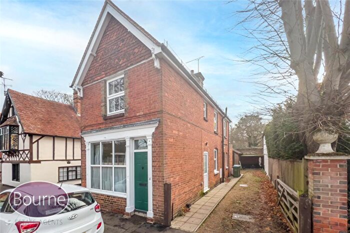2 Bedroom Link Detached House To Rent In Church Street, Cobham, Surrey, KT11