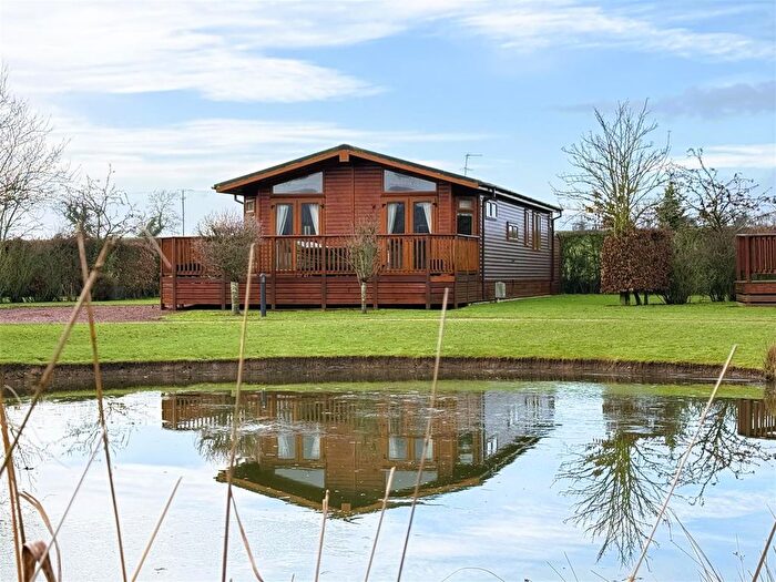 2 Bedroom Detached House For Sale In Abbots Garden, York House Caravan Park, Balk, YO7