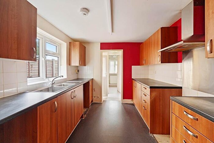 3 Bedroom Terraced House For Sale In South Birkbeck Road, London, E11