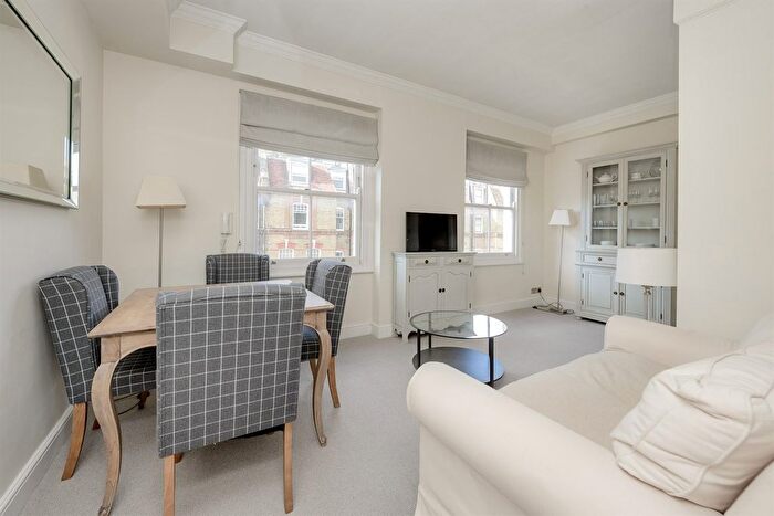 1 Bedroom Flat To Rent In Elm Park Road, SW3