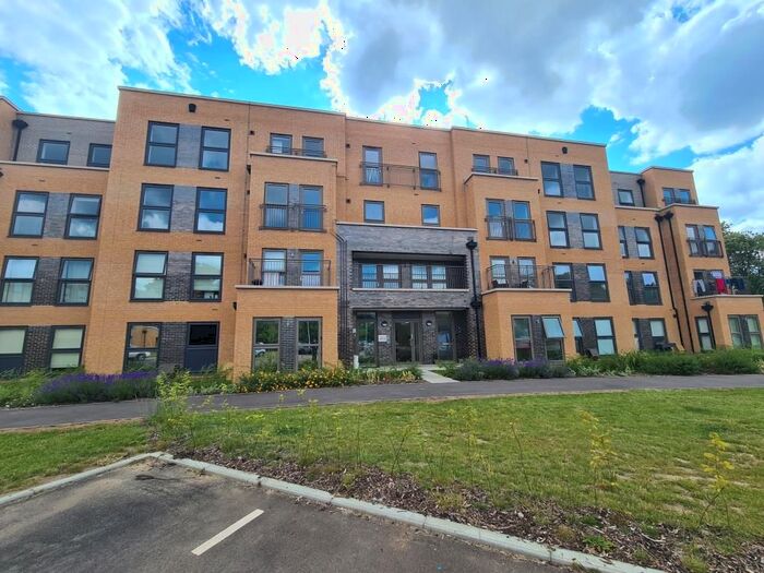 1 Bedroom Flat To Rent In Cornwall Gardens, Maidenhead, SL6