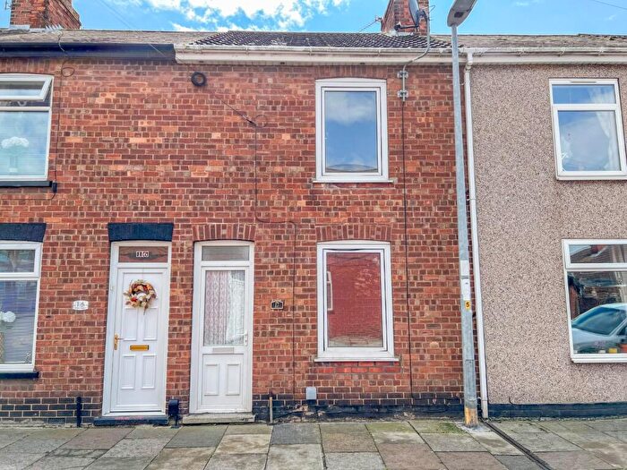 3 Bedroom Terraced House For Sale In Lister Street, Grimsby, DN31