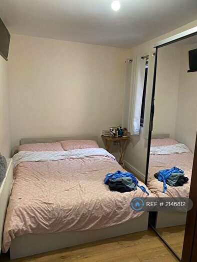 2 Bedroom Detached House To Rent In Amersham Road, London, SE14