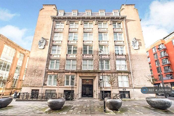 2 Bedroom Flat For Sale In Edmund Street, Liverpool, Merseyside, L3
