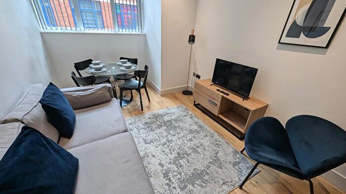 2 Bedroom Apartment To Rent In Apartment A, Pollard Street, M4