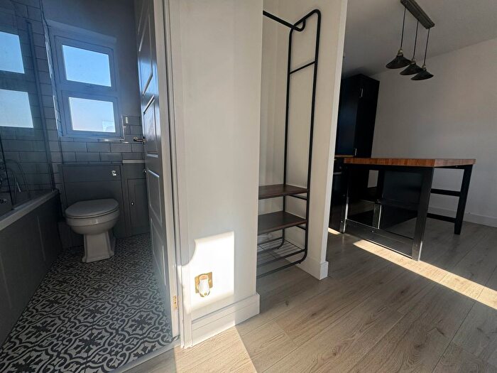 1 Bedroom Flat For Sale In Saffron Road, Biggleswade, SG18 - Photo 8