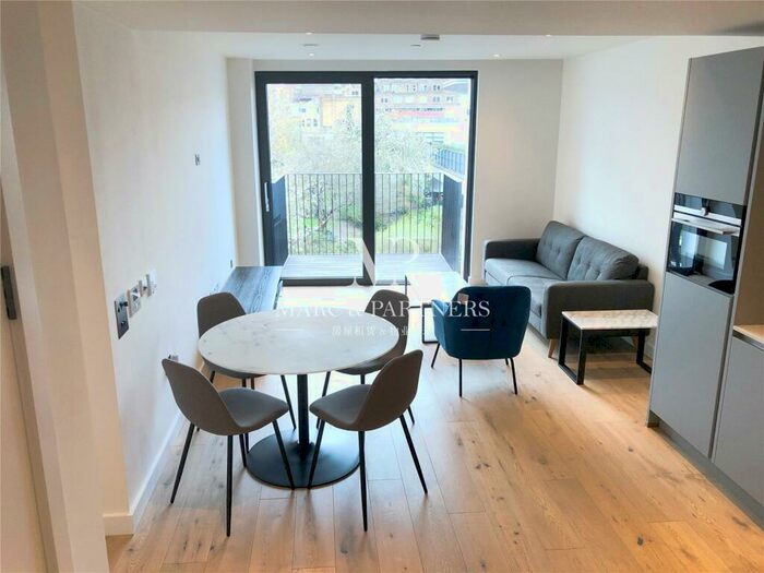 1 Bedroom Apartment To Rent In The Denizen, Clarendon Court, Golden Lane, EC1Y