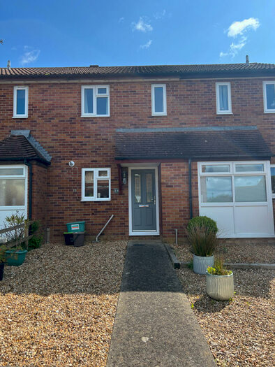 2 Bedroom House To Rent In Derwent Way, Yeovil, BA21