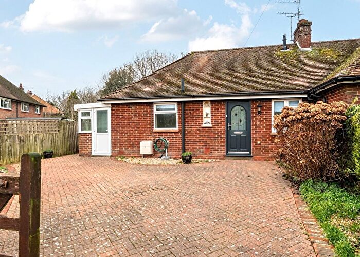 2 Bedroom Bungalow To Rent In Green Stile, Medstead, Alton, Hampshire, GU34
