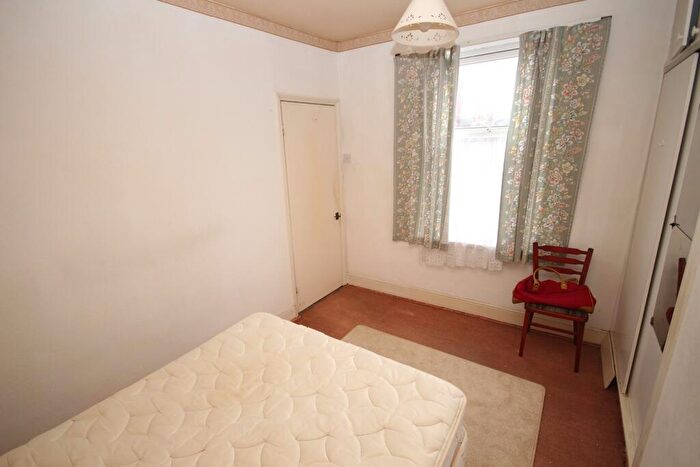3 Bedroom Terraced House For Sale In Portland Street, Lincoln, Lincolnshire, LN5
