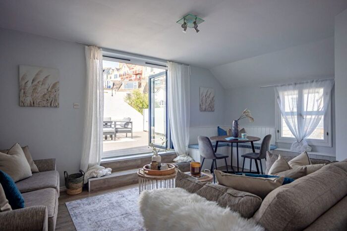 2 Bedroom Flat For Sale In Russell Court, Salcombe, TQ8