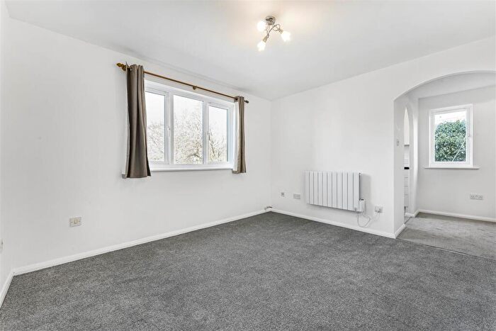 Studio To Rent In Green Pond Close, Walthamstow, London, E17