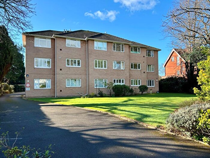 2 Bedroom Flat For Sale In Portarlington Road, Westbourne, BH4