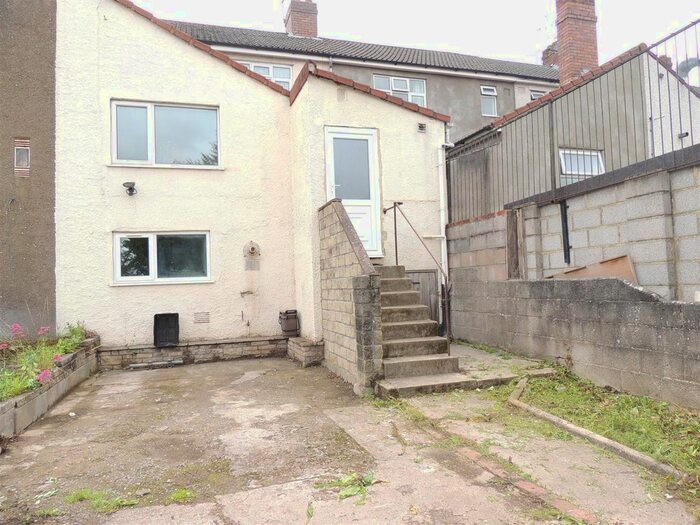 1 Bedroom Flat To Rent In Broomhill Road, Brislington, Bristol, BS4