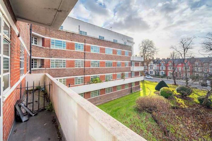 1 Bedroom Flat To Rent In Oaklands Estate, Clapham Park, SW4