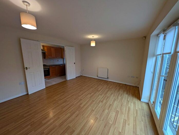 2 Bedroom Apartment To Rent In Davenham Court, Liverpool, L15
