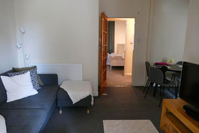 1 Bedroom Flat To Rent In Lainshaw Street, Stewarton, KA3