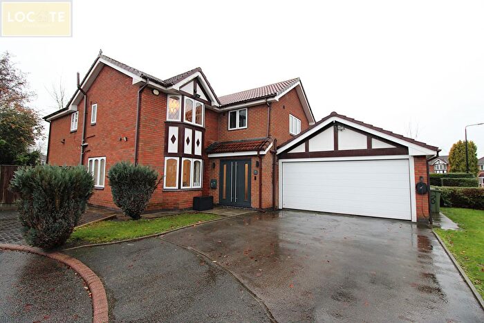 5 Bedroom Detached House For Sale In Estonfield Drive, Urmston, M41