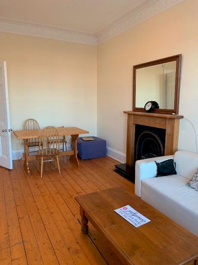 3 Bedroom Flat To Rent In Bellevue Road, Edinburgh, EH7