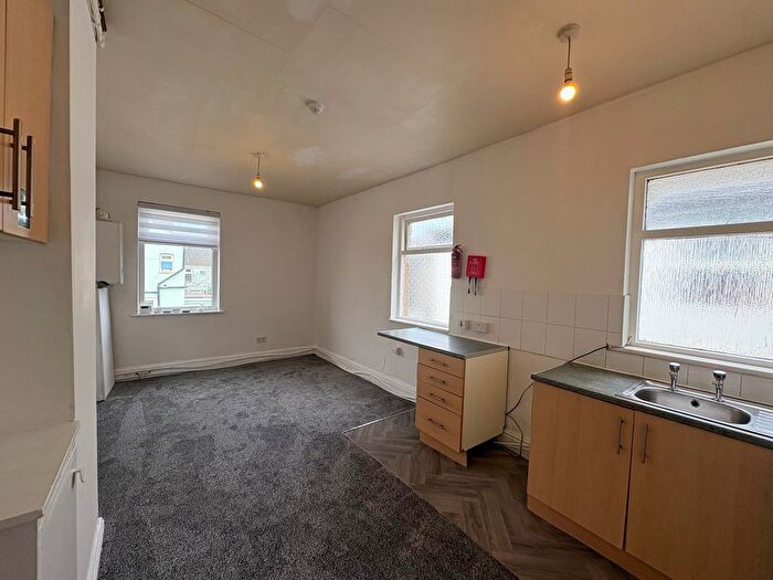Studio To Rent In Hill Street, Blackpool, FY4