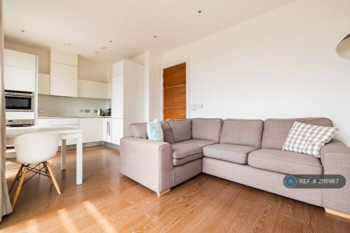 2 Bedroom Flat To Rent In Kidbrooke Village, London, SE3