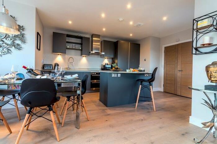 2 Bedroom Flat To Rent In Park Road, Peterborough, PE1