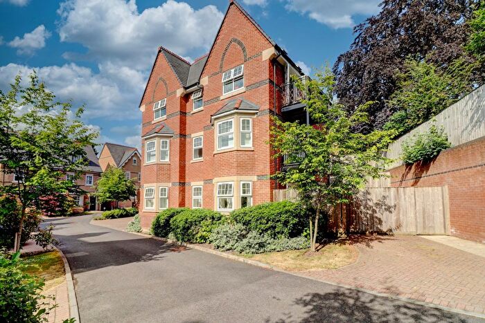 2 Bedroom Flat To Rent In Fair Acre, High Wycombe, Buckinghamshire, HP13