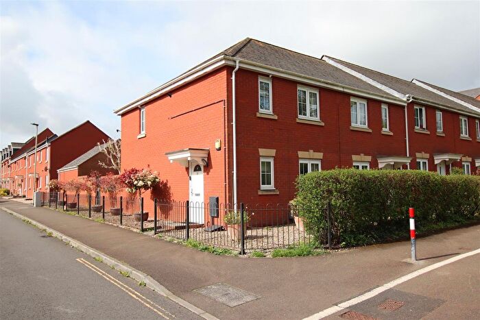 3 Bedroom End Terrace House For Sale In Culm Grove, King Heath, Exeter, EX2