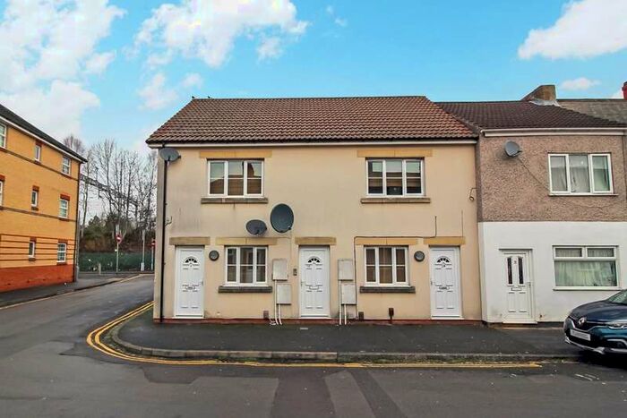 1 Bedroom Flat To Rent In Gooch Street, Town Centre, Swindon, SN1