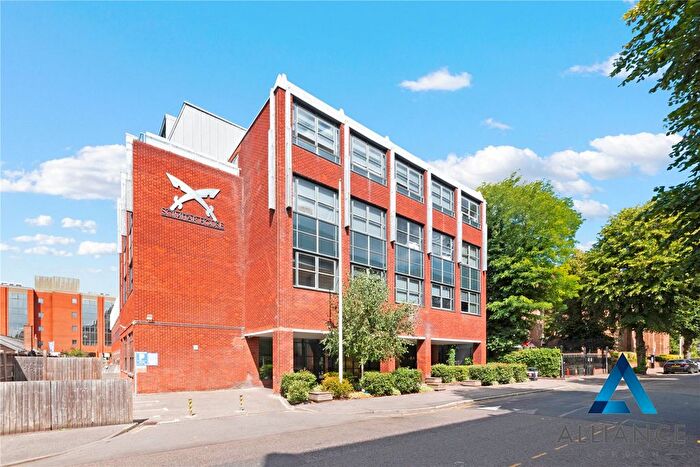 1 Bedroom Flat To Rent In Eastern Road, Romford, RM1