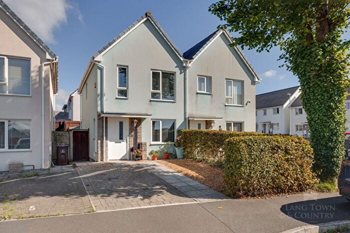 2 Bedroom Semi-Detached House For Sale In Yellowmead Road, North Prospect, Plymouth, PL2