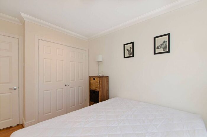 1 Bedroom Flat To Rent In Medway Street, Westminster, London, SW1P