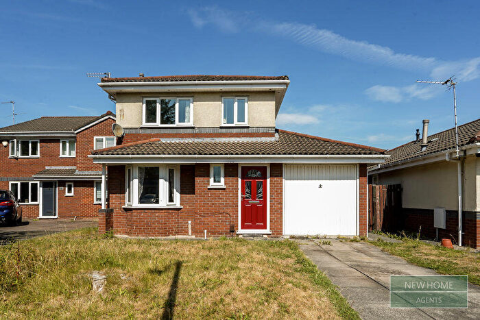 3 Bedroom Detached House For Sale In Lily Close, Stockport, SK3