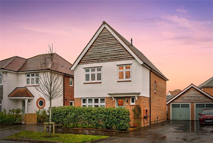 3 Bedroom Detached House For Sale In Mitchell Way, Abingdon, Oxfordshire, OX13