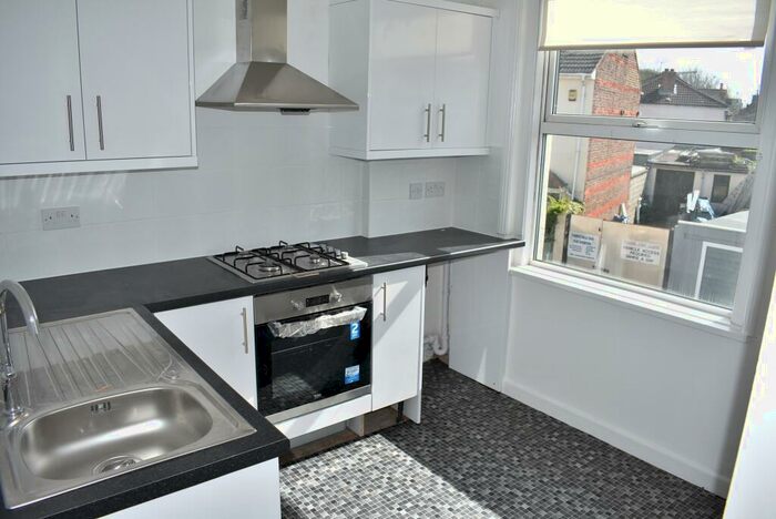 1 Bedroom Flat To Rent In Seagrove Road, Portsmouth, PO2