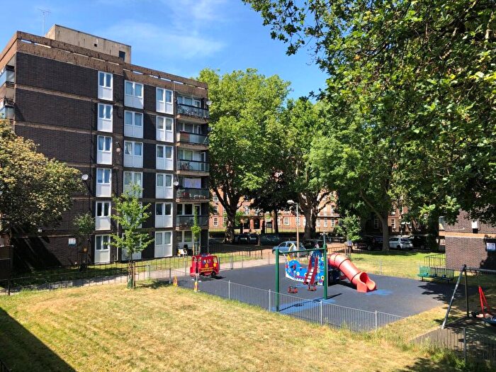 1 Bedroom Apartment To Rent In Hodister Close, London, SE5