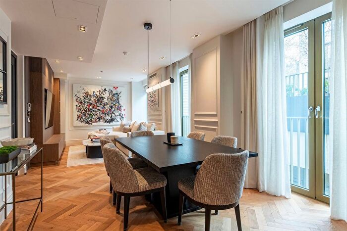 3 Bedroom Maisonette For Sale In St Edmunds Terrace, St Johns Wood, NW8