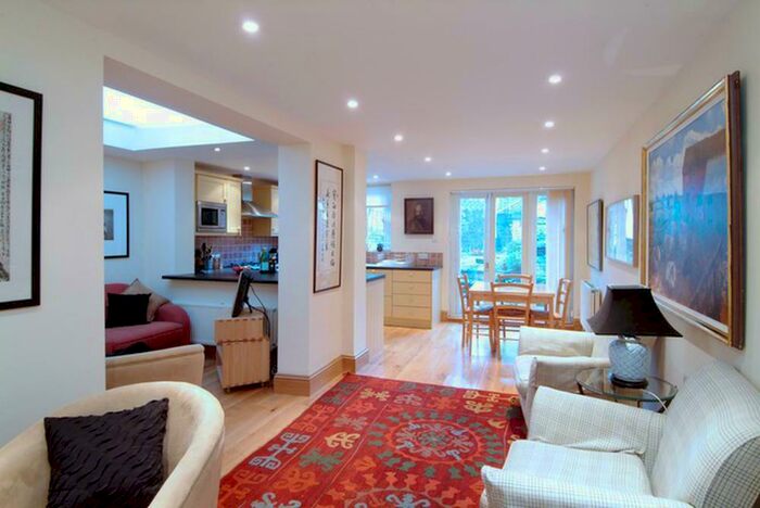 1 Bedroom Flat To Rent In Finborough Road, Chelsea, SW10