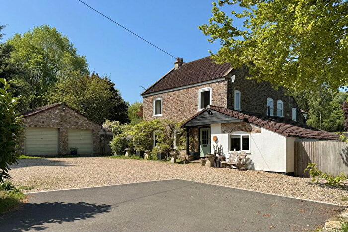 4 Bedroom Detached House For Sale In Bath Road, Saltford, BS31