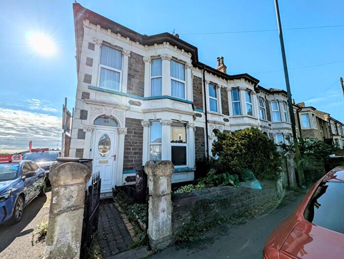 4 Bedroom House To Rent In High Street, Kingswood, Bristol, BS15