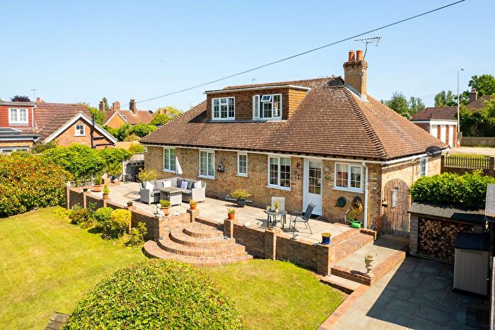 3 Bedroom Detached Bungalow For Sale In Old Brickyard, Rye, TN31