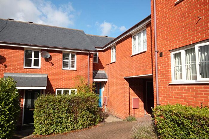 2 Bedroom End Of Terrace House To Rent In Almond Court, Chartham, P11